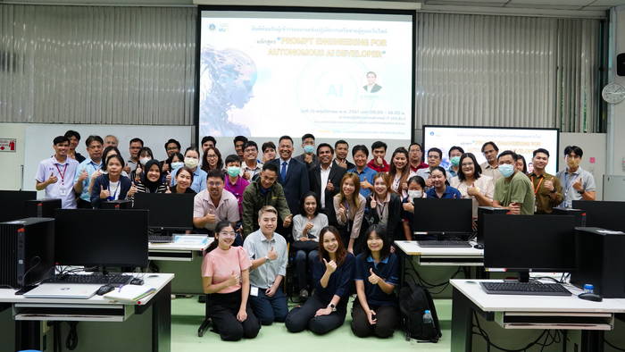 กองเทคโนโลยีสารสนเทศจัดอบรมอบรมเชิงปฏิบัติการเครือข่ายผู้ดูแลเว็บไซต์ มหาวิทยาลัยมหิดล  หลักสูตร “Prompt Engineering for Autonomous AI Developer”